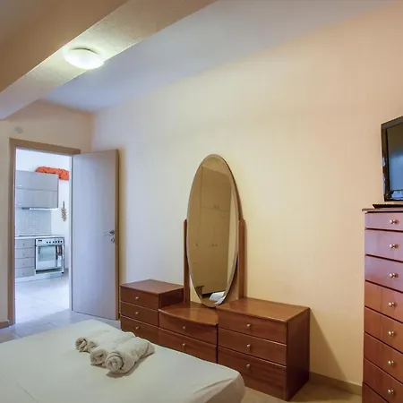 Mai Garden Apartment 아파트